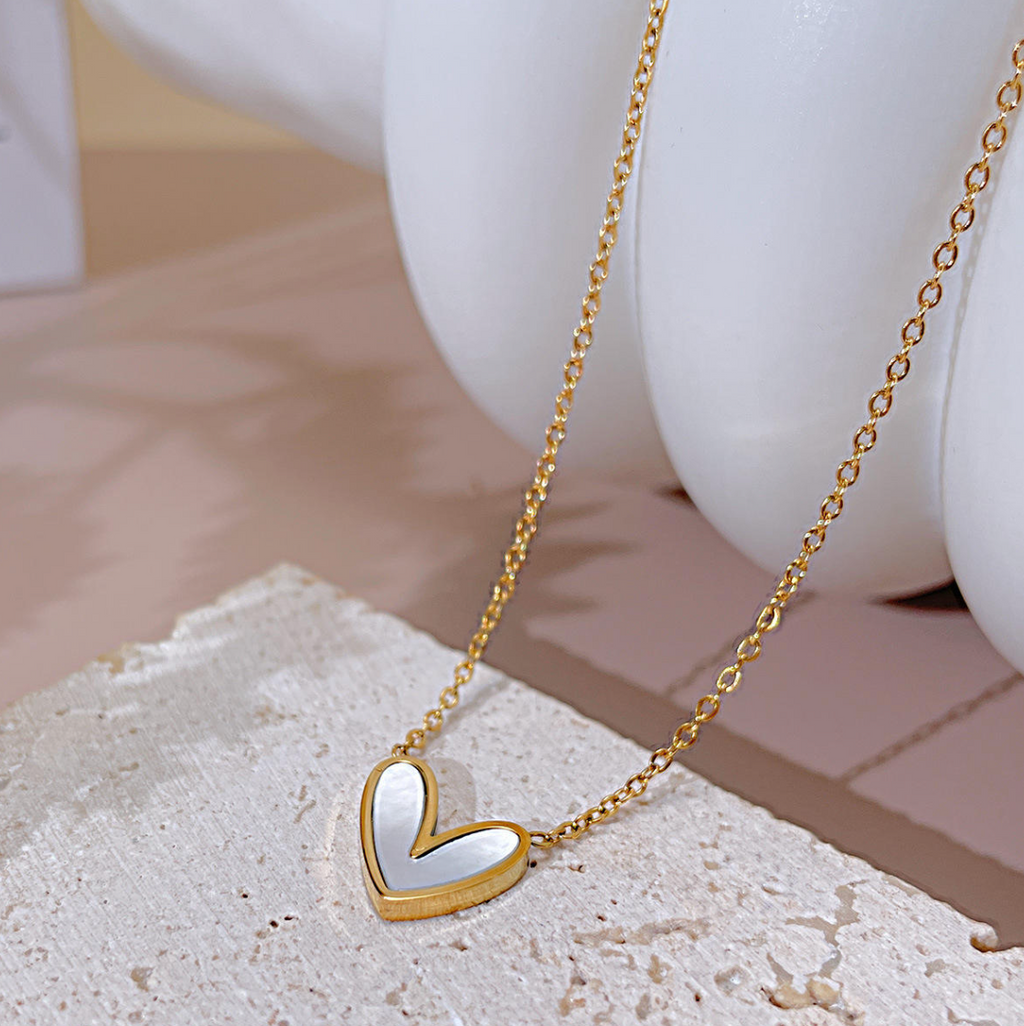 Modern Pearl Heart Pendant